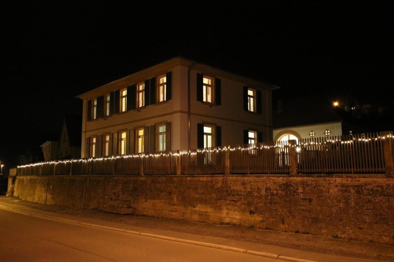 Ferienwohnung Altes Pfarrhaus Bargen Exterior photo
