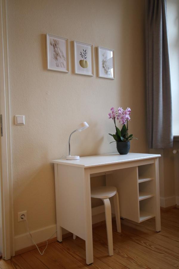 Ferienwohnung Altes Pfarrhaus Bargen Exterior photo