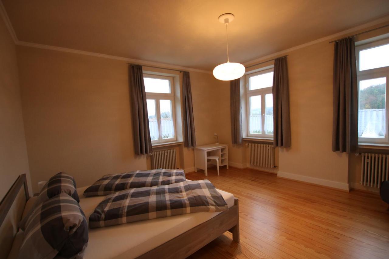 Ferienwohnung Altes Pfarrhaus Bargen Exterior photo