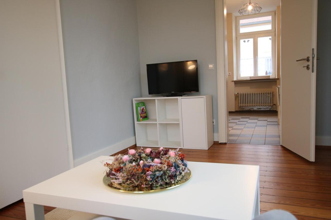 Ferienwohnung Altes Pfarrhaus Bargen Exterior photo